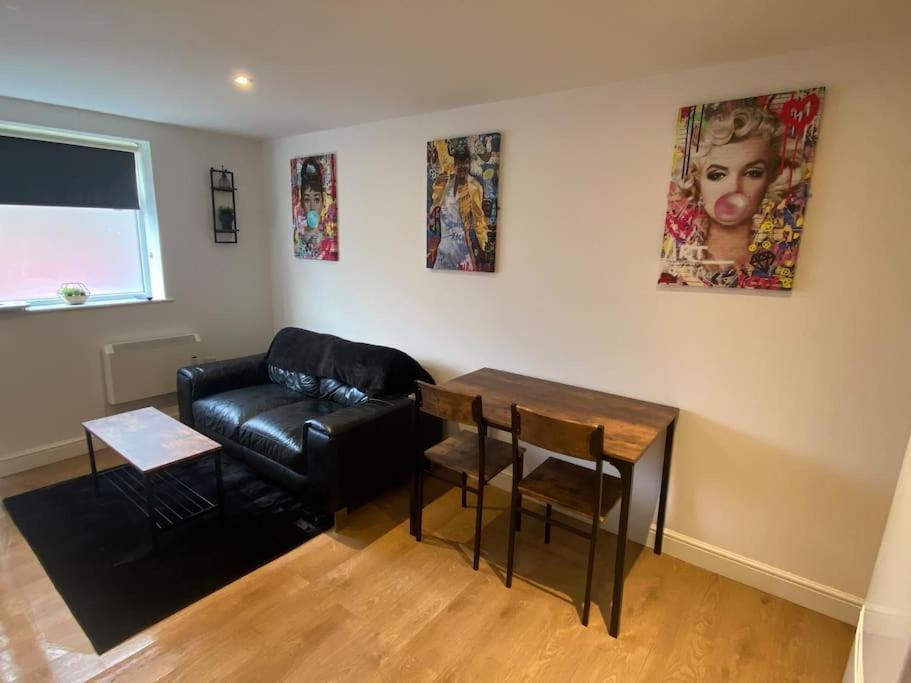 Rentals Leicester 54 - Free Street Parking エクステリア 写真